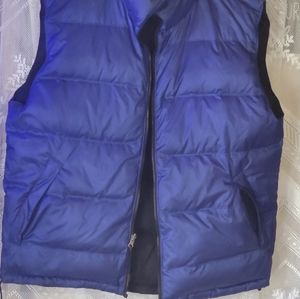 Footlocker Revesable puffer vest size lg